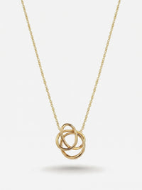 Collier Nouée femme, pendentif nœud trois anneaux, argent 925 plaqué or 18 carats, vue de face – Soreli Paris